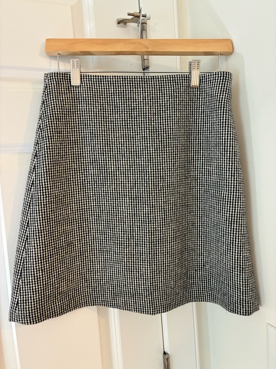 Banana Republic Dresses & Skirts - NEW! Banana Republic Black & White Houndstooth A-Line Skirt 4